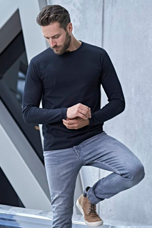 T8007  PITKÄHIHAINEN FASHION SOF TEE